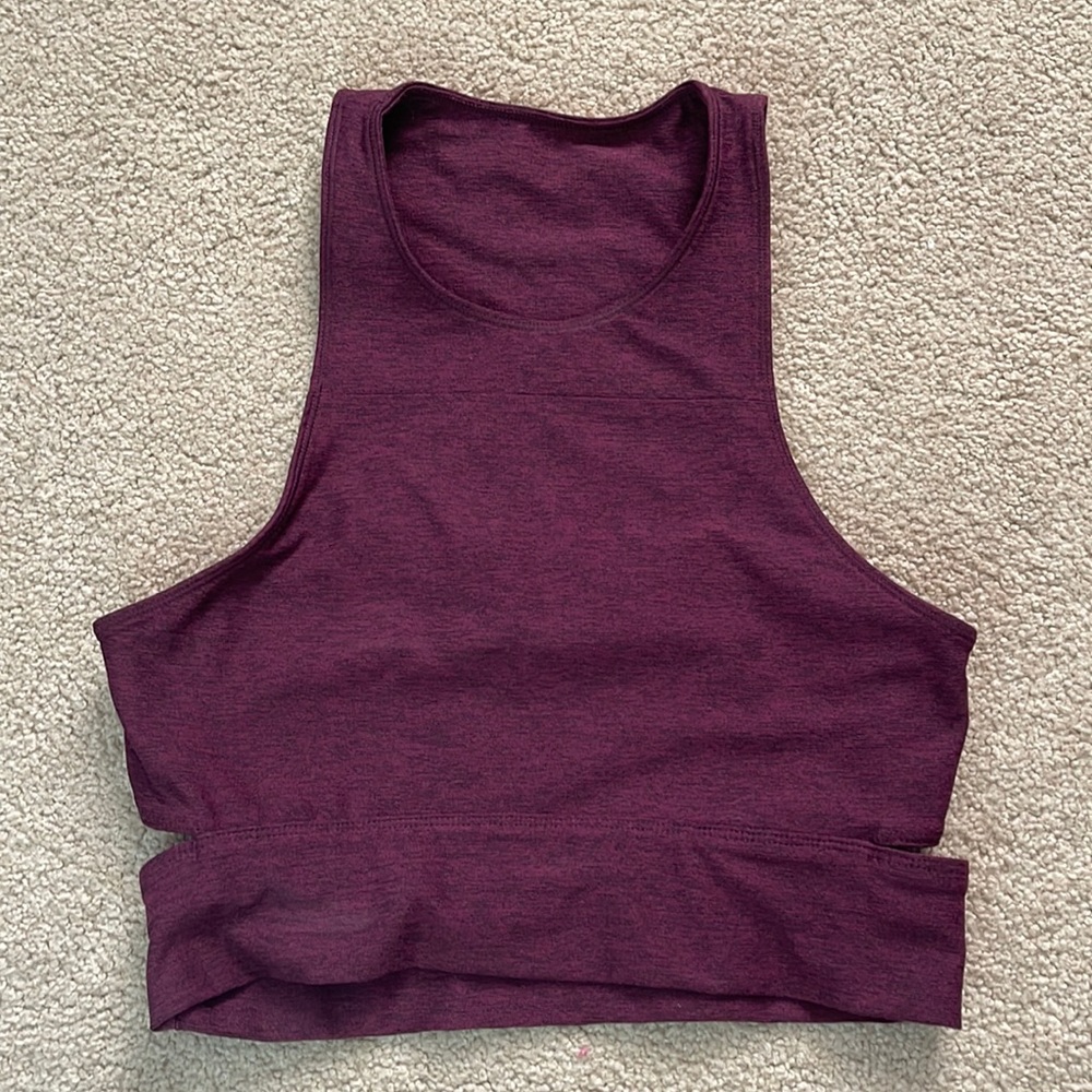 Outdoor voices active top